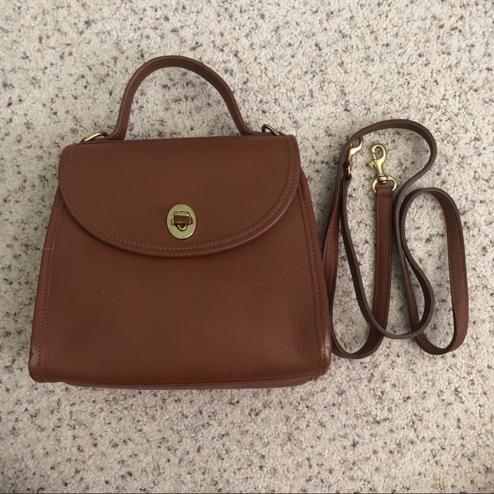 Sold on D! Vintage Coach Regina British Tan